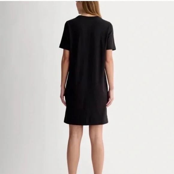 Everlane t-shirt dress - Picture 2 of 4
